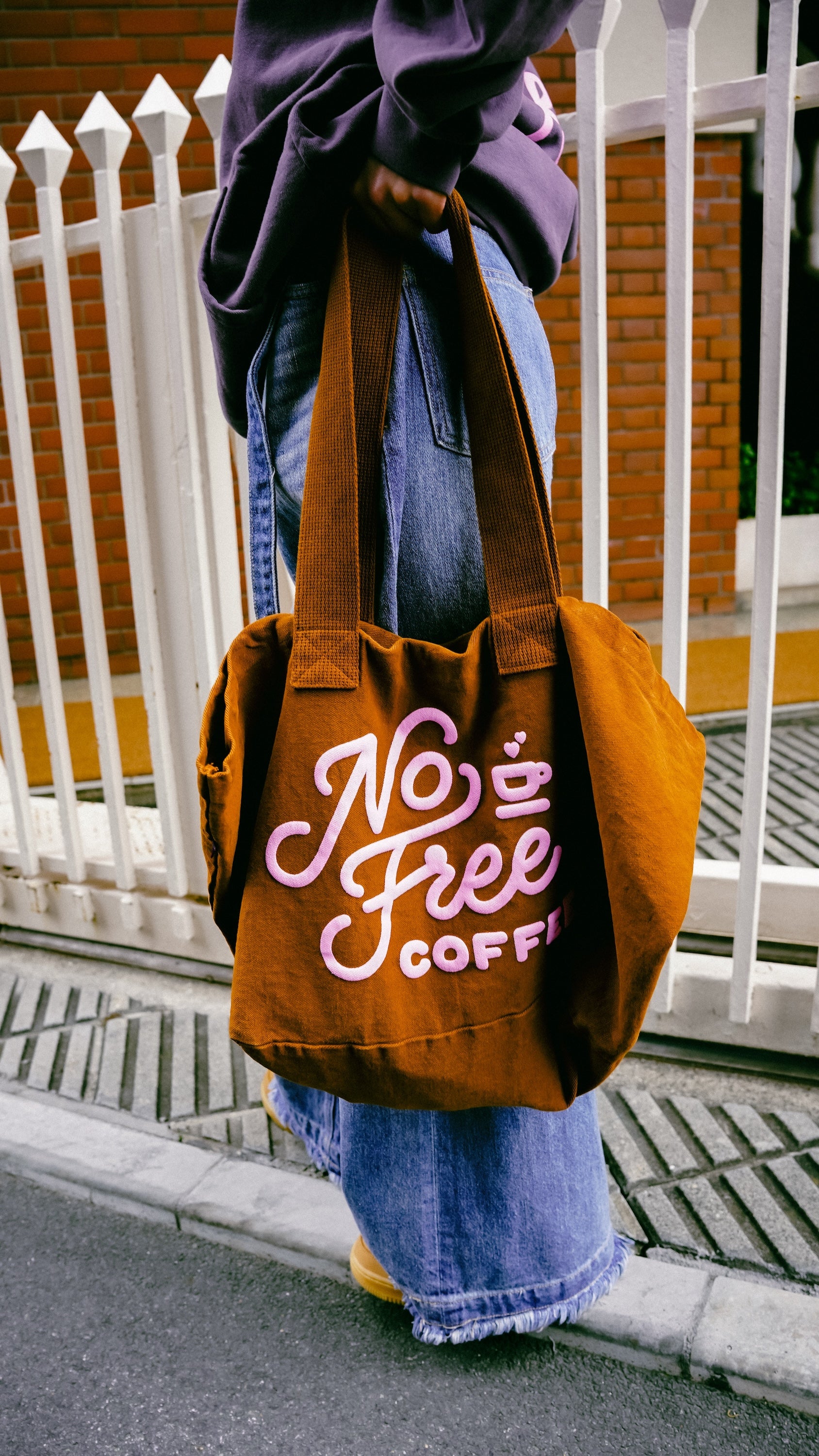 No Free Coffee Essential Tote Bag (Grapefruit Tootsie) – No Free